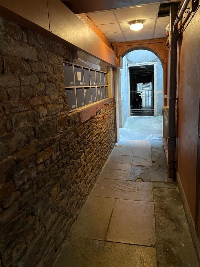 Studio Cosy Au Coeur Du Centre Ville Mâcon Εξωτερικό φωτογραφία